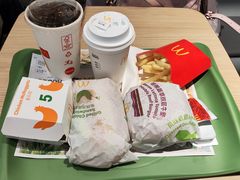 -麦当劳(轻轨曹杨路店)