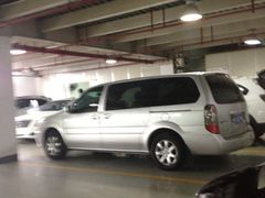 场地-飞洲国际广场-地下停车库