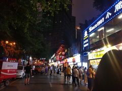 -八一好吃街·高品美食广场