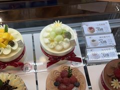 -花花卷卷·鲜食蛋糕(静安久光百货店)