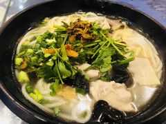 -桥香园云南过桥米线(金马碧鸡店)