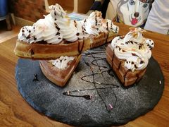 花生猫夫饼-more than meow吴止猫主题餐厅(承德 中船汇店)