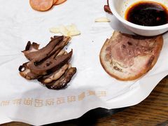 -赶海部落海鲜城(海阳路店)