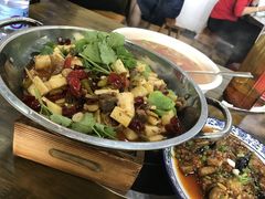 -八一好吃街·高品美食广场