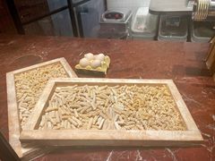 -MOMENTI手工意面(晶耀前滩店)