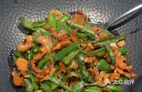 Barling Stir-Fried Pork with Green Pepper