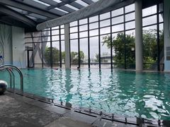 -上海滴水湖皇冠假日酒店