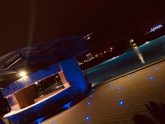 -上海滴水湖皇冠假日酒店