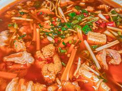 -李双猪·小龙虾·烧烤·羊肉煲(乐山店)