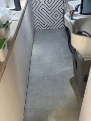 -PE SALON