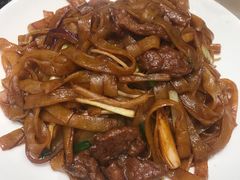 干炒牛河-稻香酒家·34年老字号·港式粤菜(汉街店)