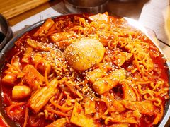 炒年糕-姜虎东白丁烤肉(恒隆广场店)