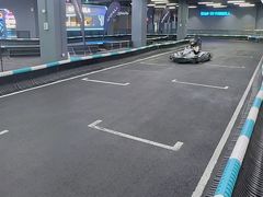 -e赛道卡丁车