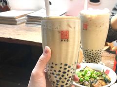 铁观音奶茶-春水堂人文茶馆(台中四维店)
