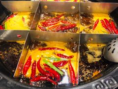 -宽板凳老灶火锅(簋街店)