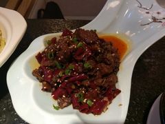 -万重锦·人文川菜馆(骡马市店)