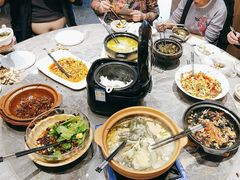 -有红鸡毛店·川菜(建设路店)