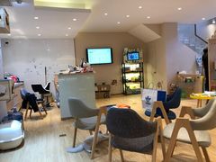 -Pets First伊珊娜洗护·精致美容·家庭式寄养(新会路店)