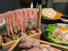-湊湊火锅·茶憩(杭州湖滨银泰in77店)
