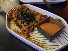 -威记烧嘢·南宁烧烤·超级生牛(绿地店)