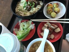 -重庆老字号·吴抄手·高豆花(T3航站楼店)