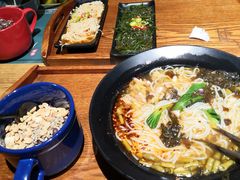 -八月美食小馆(银泰城总店)