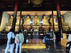-峨眉山报国寺