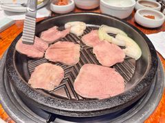 -萨拉伯尔(燕莎友谊商城店)