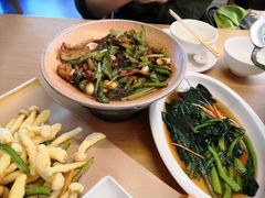 -关东小磨东北菜(上海长风大悦城店)