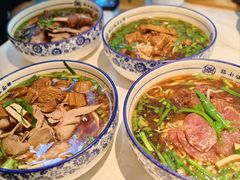 -镇南锅盖面馆(解放路店)