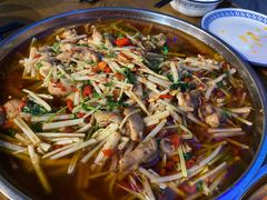 火爆肥肠-邱金小炒·30 年盐帮江湖菜(自贡店)