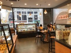 面包甜点陈列柜-优品颂烘焙咖啡(南山店)