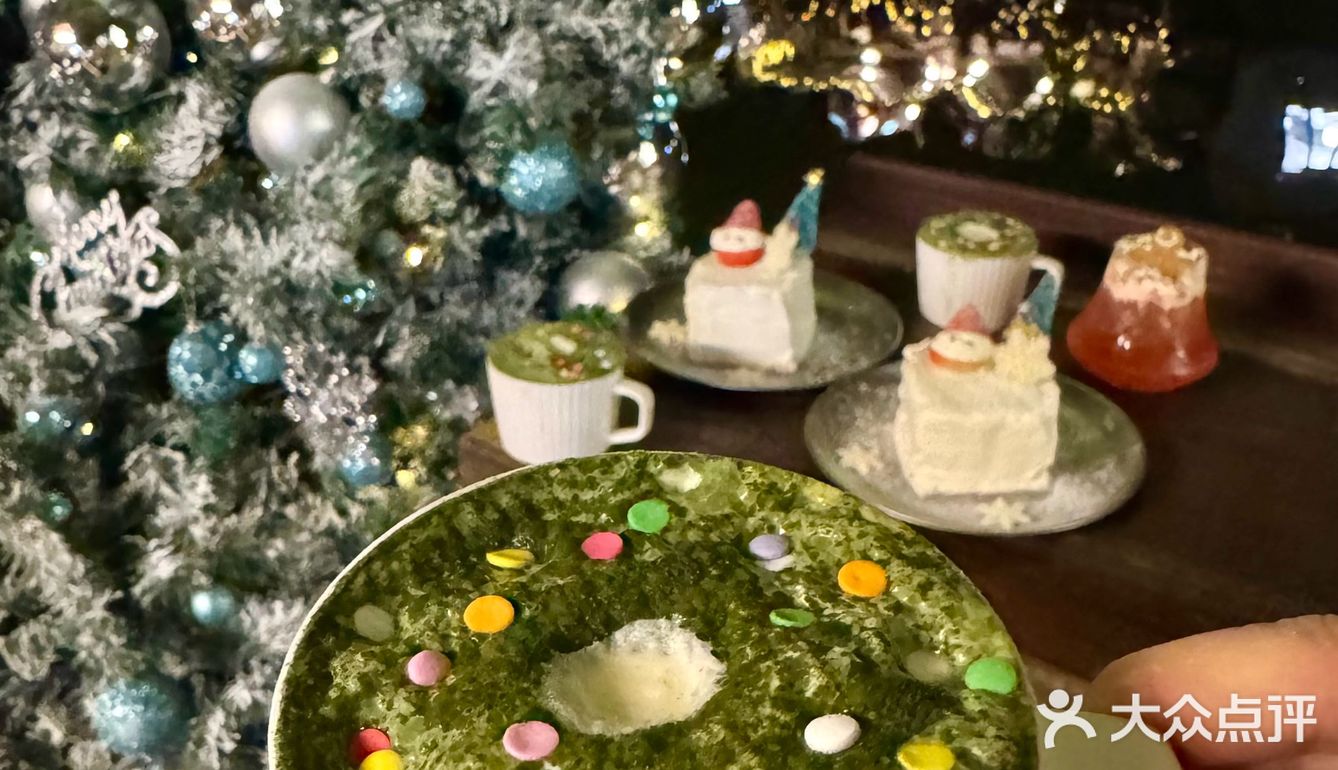 杭州圣诞上大分！瀑布🎄惊艳住了好米好漂亮