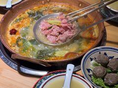 -洱火云南酸菜牛肉火锅(石景山当代商城店)