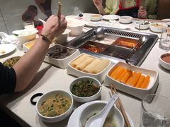 -海底捞火锅鲜切牛肉主题店(长寿路店)