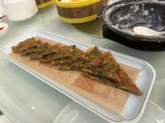 脆皮韭菜薄饼-新灿记大酒楼