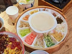 -怪噜范·老贵阳街头名小吃(鸿通城店)