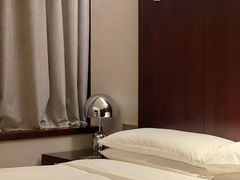 -上海龙之梦万丽酒店