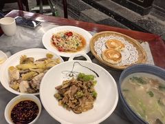 -蔼若春.传承三十年云南菜(金碧公园店)