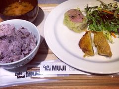 无印良品Cafe&nbsp;&&nbsp;Meal&nbsp;MUJI-无印良品餐堂 MUJI Diner(成都太古里店)