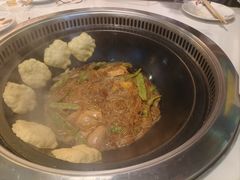 -哈尔滨烧烤·山河村铁锅炖(交大店)