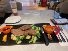 -必胜客(东部星悦天地店)