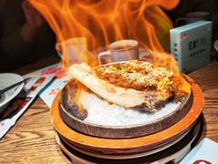 -蜜桃餐厅·伴山(湖滨商业街店)