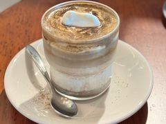 -luutosa  cafe & tea 鹿兔山