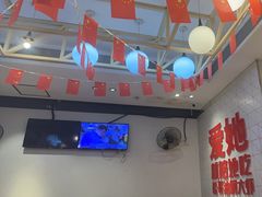 -松哥油焖大虾.小龙虾.黑鸭煲(海岸城店)