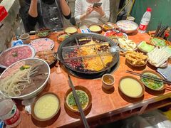 -周小明火锅(黑金冠社区店)