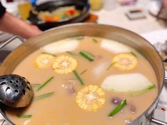 -肥仔文澳门猪骨煲(南京西路店)