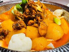 沙湾原始大盘鸡-丝路金桃·新疆菜(徐汇店)