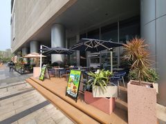 -LAVAZZA拉瓦萨咖啡(中航城君尚购物中心店)