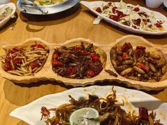 -隔壁老王·家常云南菜(花巷店)